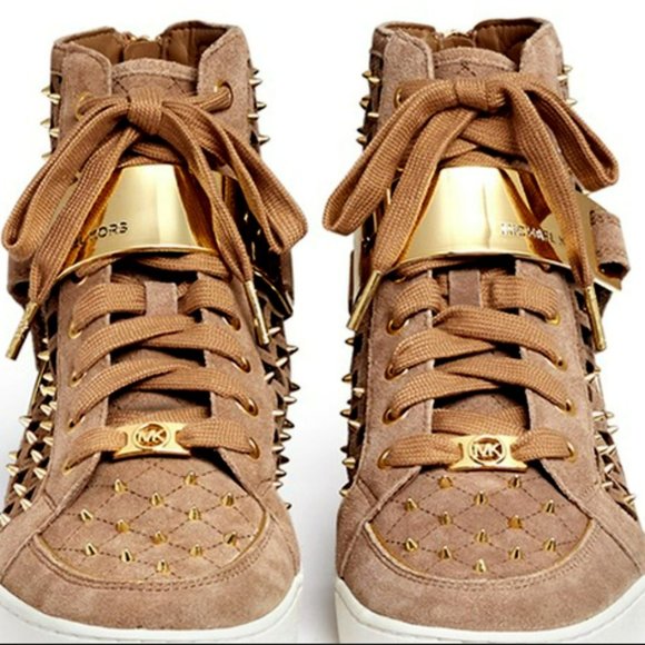 MICHAEL KORS STUDDED PERFORATED SUEDE SNEAKERS - Picture 1 of 7